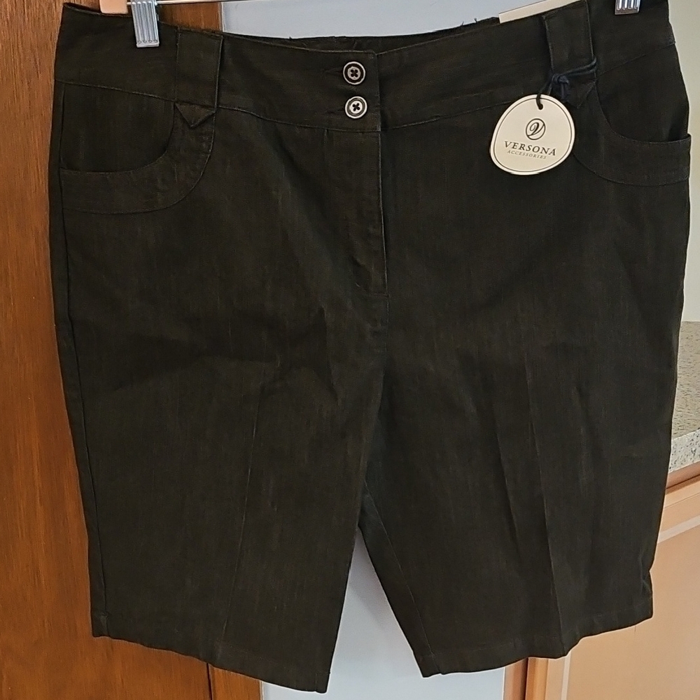 Versona Tailored Cotton Blend Shorts NWT